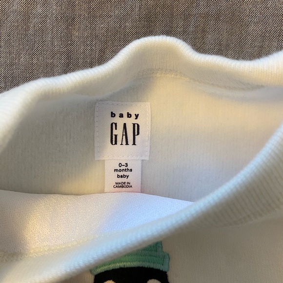 Gap baby 0-3 months girls puff sleeve fleece lined one piece jumpsuit NWT ivory - Picture 2 of 2